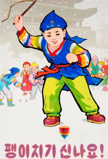 As well as addressing political and economic issues, the posters carry social or familial messages. This image encourages children to play with spinning tops.