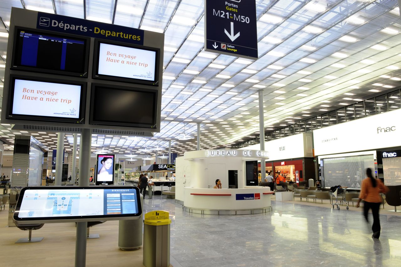<strong>9. Charles de Gaulle Airport (CDG): </strong>Air France is the top carrier at Charles de Gaulle in Paris, operating more than half of flights.  