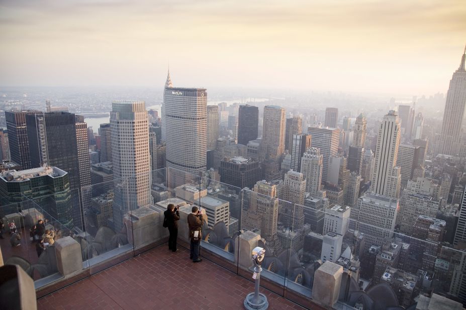 The view from the Top of the Rock observation decks, on the 67th, 69th and 70th floors, is pretty spectacular. <br />