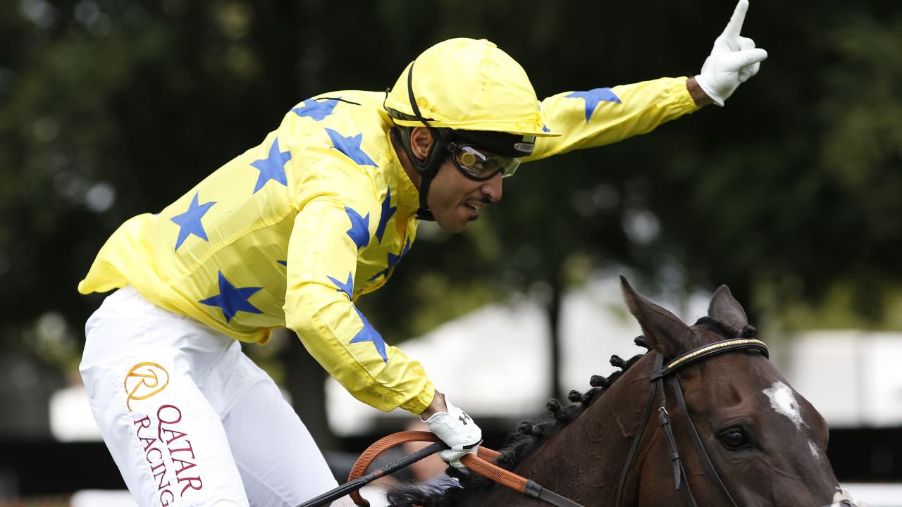 Sheikh Fahad Al Thani riding in an amateur race at Newmarket at 2016.