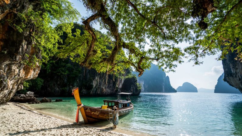 <strong>Island hopping: </strong>Guests at Six Senses Yao Noi can hop around the string of limestone islands dotting Phang Nga Bay in a traditional Thai long tail boat.