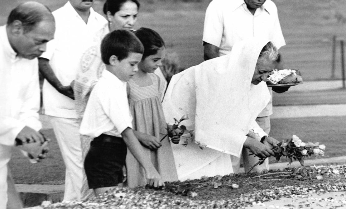 Indira Gandhi, accompanied by her grandchildren Rahul Gandhi and Priyanka Gandhi, in New Delhi, May 27, 1980. 