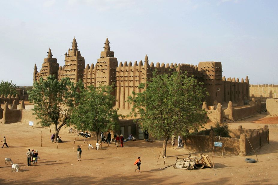 The Great Mosque of Djenné<strong> </strong>dates from the 13th century, and is the first mosque built at the complex in Mali's Niger Delta region. The adobe-style building, made from earthen bricks and mud plaster, fell into disrepair, and was reconstructed in 1907.<strong> </strong>The Great Mosque was designated as a World Heritage Site by UNESCO in 1988 and is the largest earthen mud building in the world.