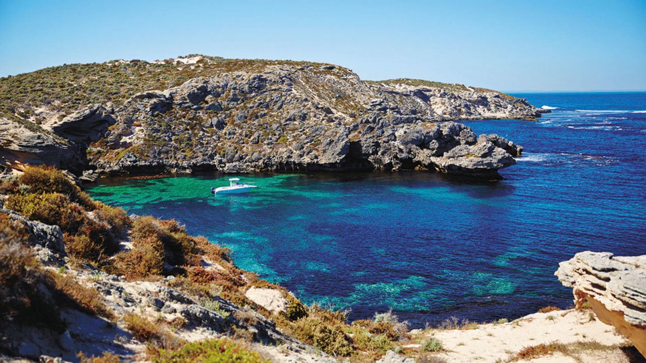 <strong>Whale-watching seasons: </strong>In April the whales pass by as they swim north from Antarctic waters to feeding and birthing grounds in the warm Indian Ocean. From late August to November they hang out in Rottnest Island's warm and protected waters with their newborn calves.