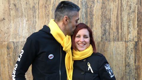 Alexandra Galceran Latorre, right, with her boyfriend Ricard Ots. The pair bonded over their support for an independent Catalonia.