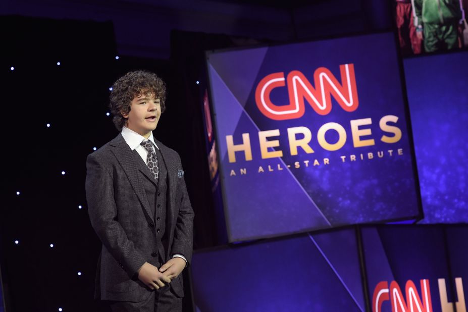 "Stranger Things" star Gaten Matarazzo introduces 2017 Young Wonder Sidney Keys III.