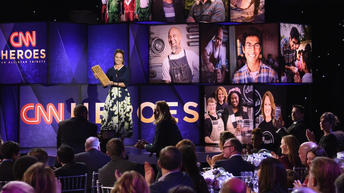 Actress Diane Lane introduces 2017 CNN Hero Amy Wright, one of the top 10 finalists. Later, Wright would win Hero of the Year.