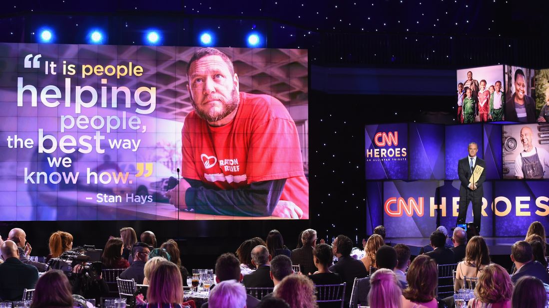 Actor Christopher Meloni introduces 2017 CNN Hero Stan Hayes.