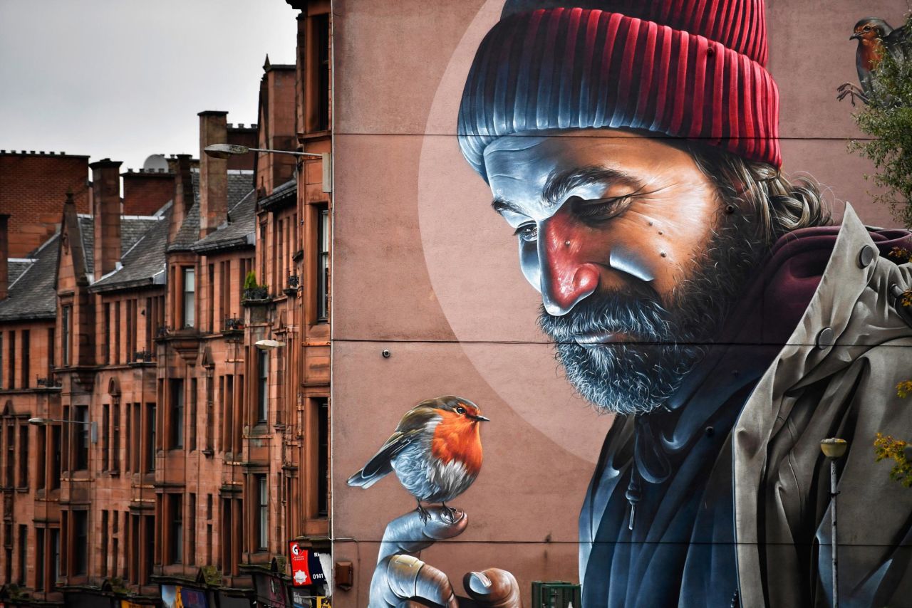 <strong>Wall art: </strong>Glasgow is renowned for its vibrant arts and music scene. It is one of only 31 <a href="https://en.unesco.org/creative-cities/sites/creative-cities/files/List%20of%20UNESCO%20Creative%20Cities_Nov%202017%20-%20ENG.pdf" target="_blank" target="_blank">UNESCO Cities of Music</a> worldwide. There's art on the streets, with giant murals popping up to cover walls across the city.