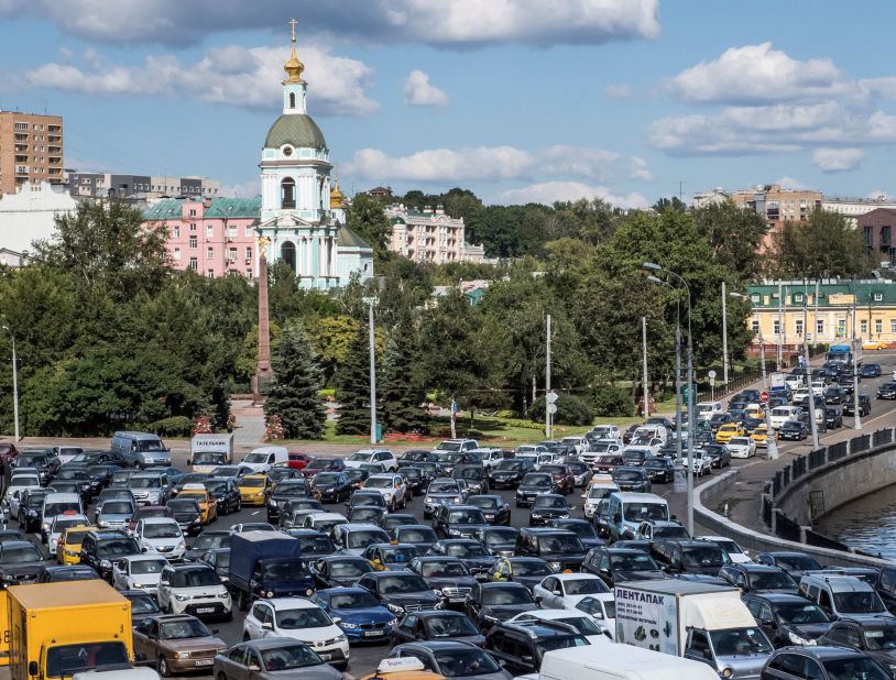 Moscow is the second-most congested city in the world, based on the average time drivers spend in rush hour traffic -- 91 hours, according to the INRIX 2017 Traffic Scorecard.