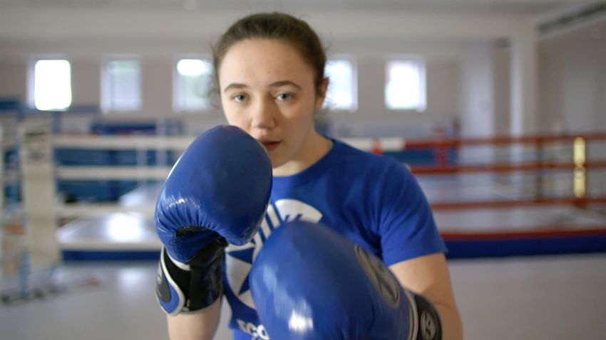 Vicky Glover Rebounds As Scotlands First Female Boxer To Commonwealth