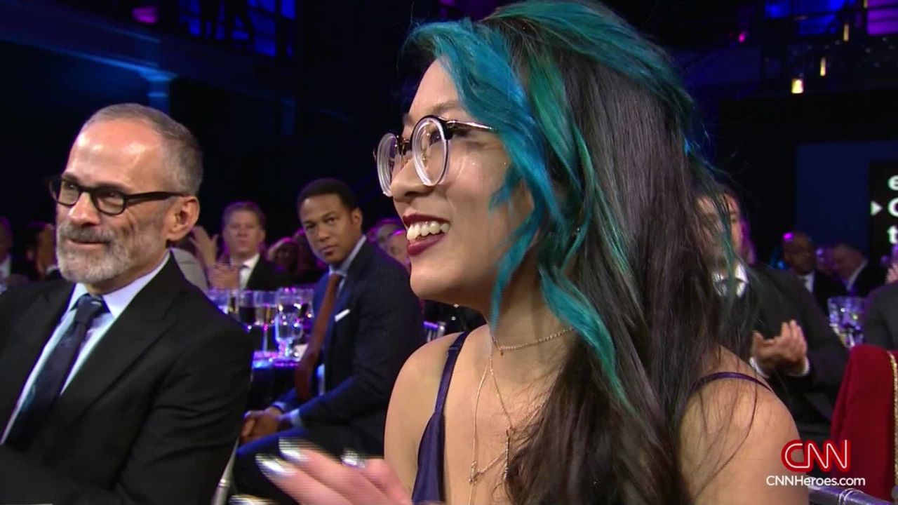 cnnheroes tribute Li young wonder_00005411.jpg