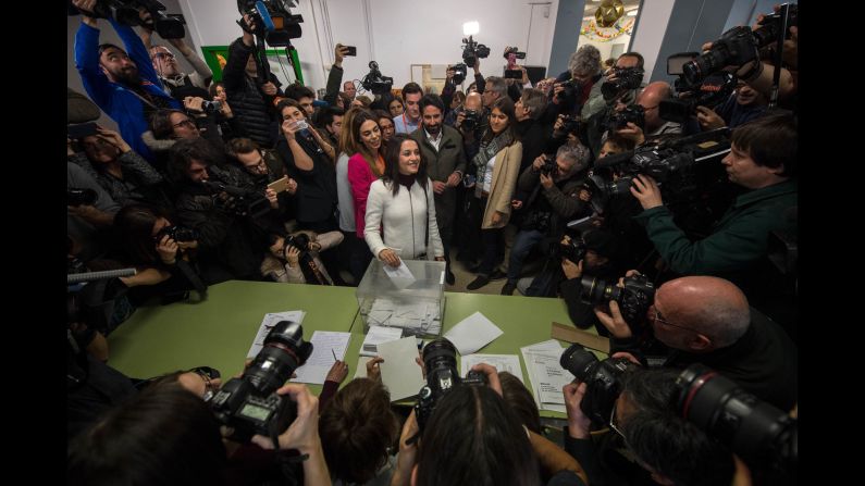 Ines Arrimadas, leader of the liberal Ciutadans Party in Catalonia, casts her vote in Barcelona, Spain, on Thursday, December 21. Voters in the Spanish region of Catalonia have <a href="http://www.cnn.com/2017/12/21/europe/catalonia-election-results-independence-spain-intl/index.html" target="_blank">backed pro-independence parties in the elections</a> -- with more than 97% of the vote counted -- dealing a major blow to leaders in Madrid, which has been desperate to quell the separatist movement.