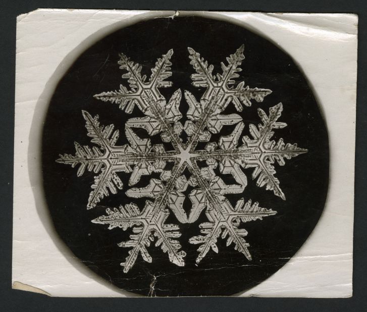 In 1885, American farmer <a href="http://snowflakebentley.com/bio.htm" target="_blank" target="_blank">Wilson Bentley</a> attached a camera to his microscope and took what is believed to be the very first photo of a snowflake.