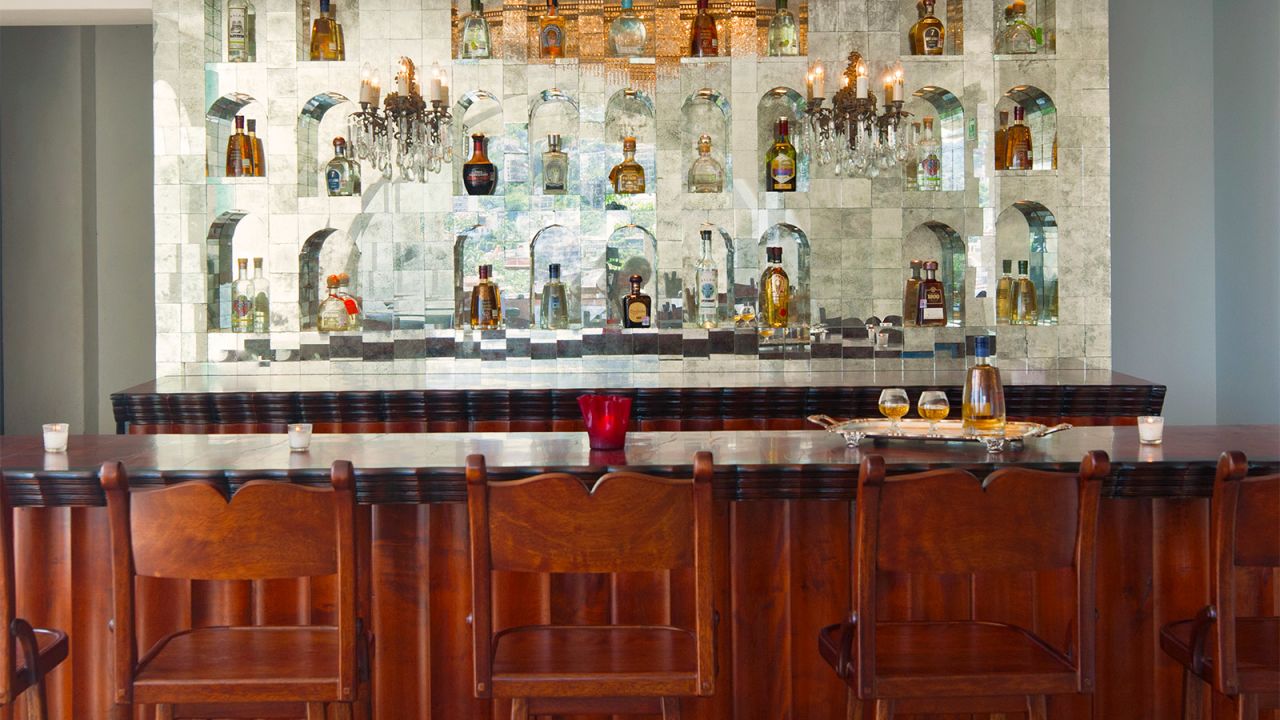 And since Jalisco is the home of tequila, you'll want to try local varieties at Casa Kimberly's bar.