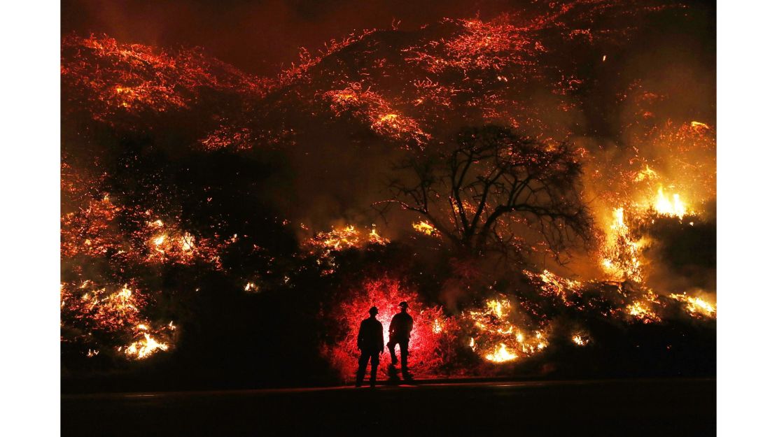 Ventura California wildfire 1207
