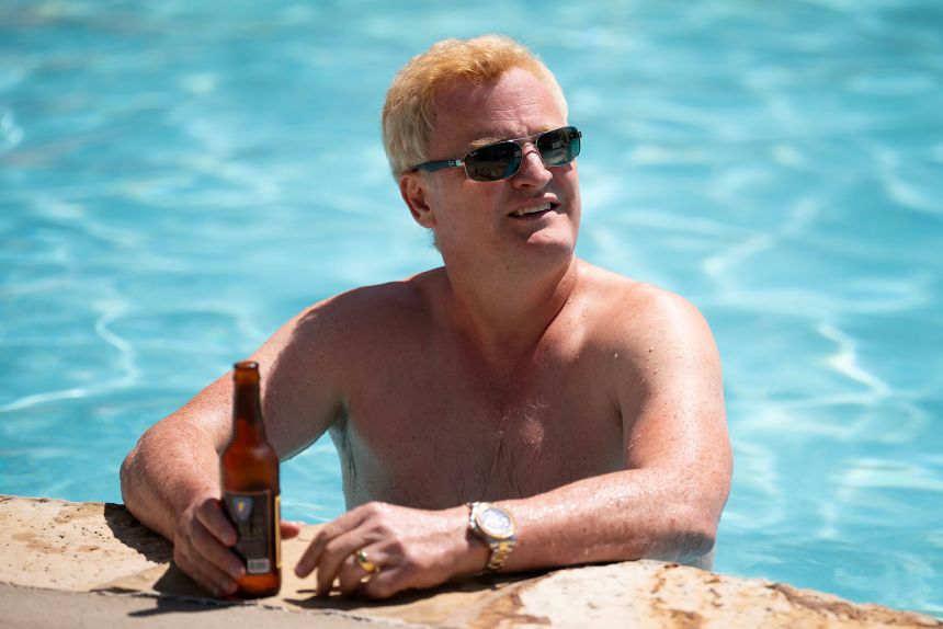 The show dipcts the family escaping the negative attention brought on by Paul’s legal issues at a luxury Caribbean resort.