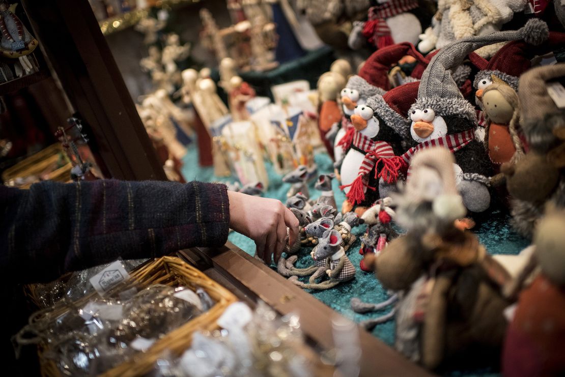 Based on Nuremberg's Christkindlmarket, Christkindlmarket Chicago takes place in three locations around the city.