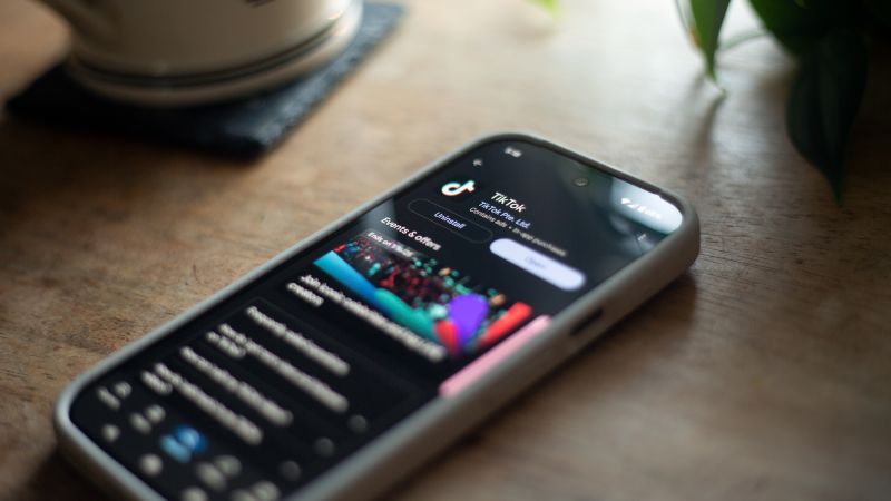 https://media.cnn.com/api/v1/images/stellar/prod/18-tiktokapp-bej.JPG?c=16x9&q=w_800,c_fill