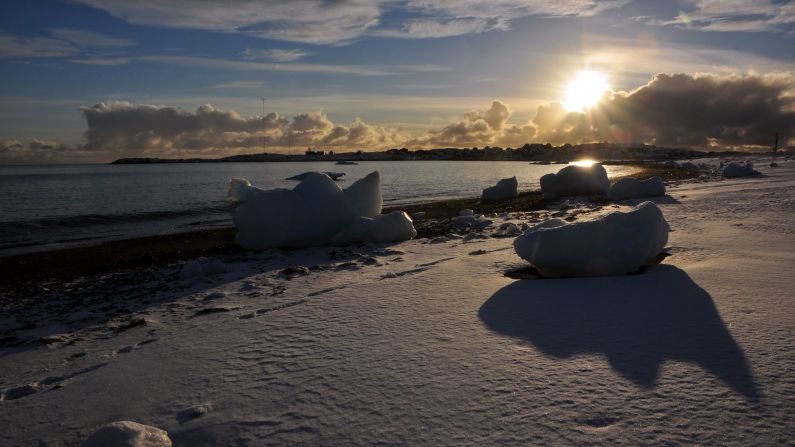 <strong>Cold climate: </strong>In 2016, it was so cold that the sea between Ilulissat and Disko Island (56 miles) completely froze over. 