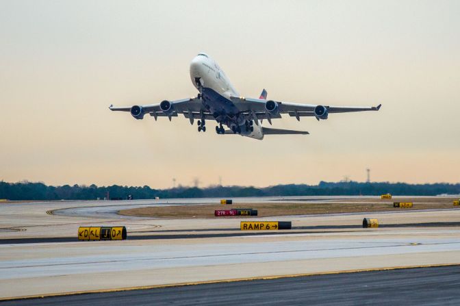 Delta's last Boeing 747 makes its final departure from Hartsfield-Jackson Atlanta International airport in Atlanta, Ga. on Wednesday, Jan. 3, 2018.