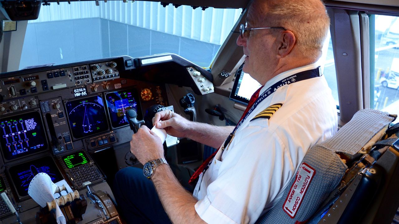 Capt. Paul Gallaher was retiring with the final flight of Delta's Boeing 747 fleet.