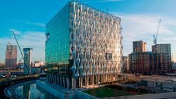 The new US Embassy is pictured in Embassy Gardens in south-west London, on December 18, 2017. 
The new US Embassy is expected to cost around one billion US dollars and is due to open in January 2018. / AFP PHOTO / Justin TALLIS        (Photo credit should read JUSTIN TALLIS/AFP/Getty Images)