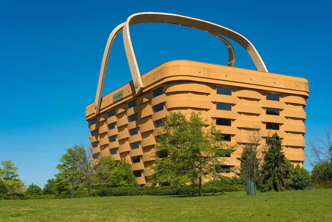 The picnic basket-shaped building was the headquarters of a maple wood basket manufacturer.