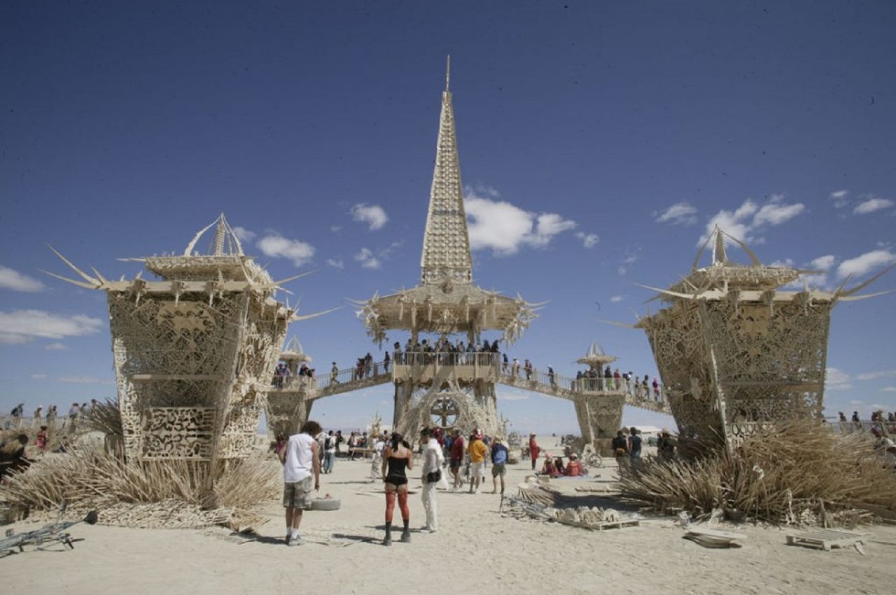 Temple of Stars, by David Best and the Temple Crew, was a quarter of a mile long and almost 120 feet tall.