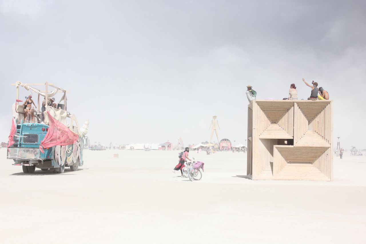 Mamou-Mani also works as a lecturer at the University of Westminster, London. For the past six years he has been taking students to Burning Man with his co-tutor Toby Burgess, so they can learn the practical side of designing and building a structure. Bismuth Bivouac was designed by Mamou-Mani's student Jonathan Leung for Burning Man 2015. 