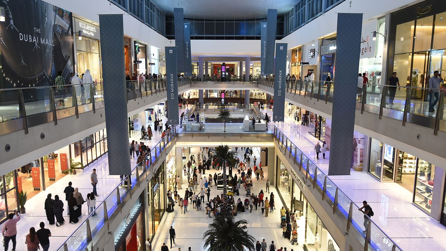 Shopping in UAE: From Traditional Souks to Modern Malls - Online Shopping in UAE