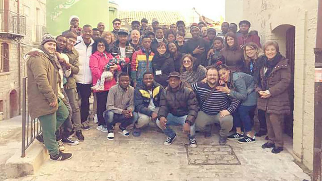 7 Migrant piece