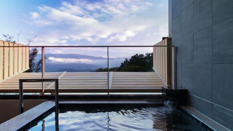 Onsens (hot springs) are ideal for boosting physical and mental wellbeing.