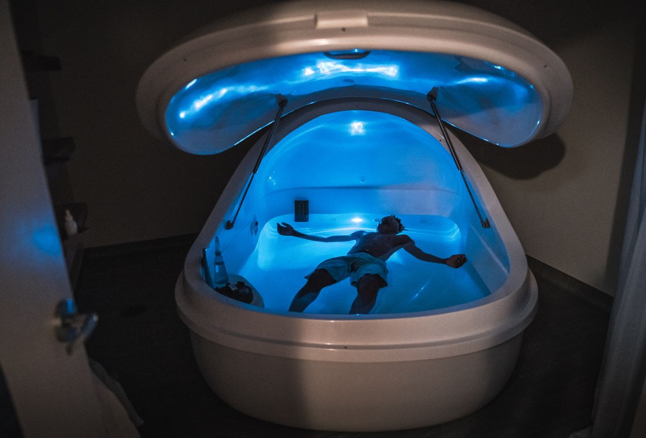 <strong>Restricted Environmental Stimulation Therapy (REST):</strong> The sensory deprivation provided by floatation therapy "is beneficial for helping with stress" and could potentially lessen symptoms of long-haul travel, according to EDEN Life Centers' Dewa Dude. 