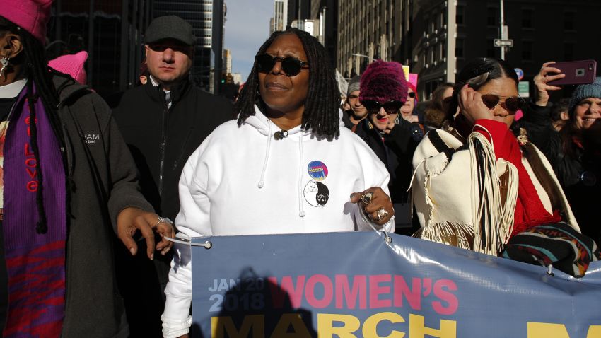 Whoopi Goldberg attends the Womens March on New York City on January 20, 2018 in New York City. / AFP PHOTO / KENA BETANCUR        (Photo credit should read KENA BETANCUR/AFP/Getty Images)