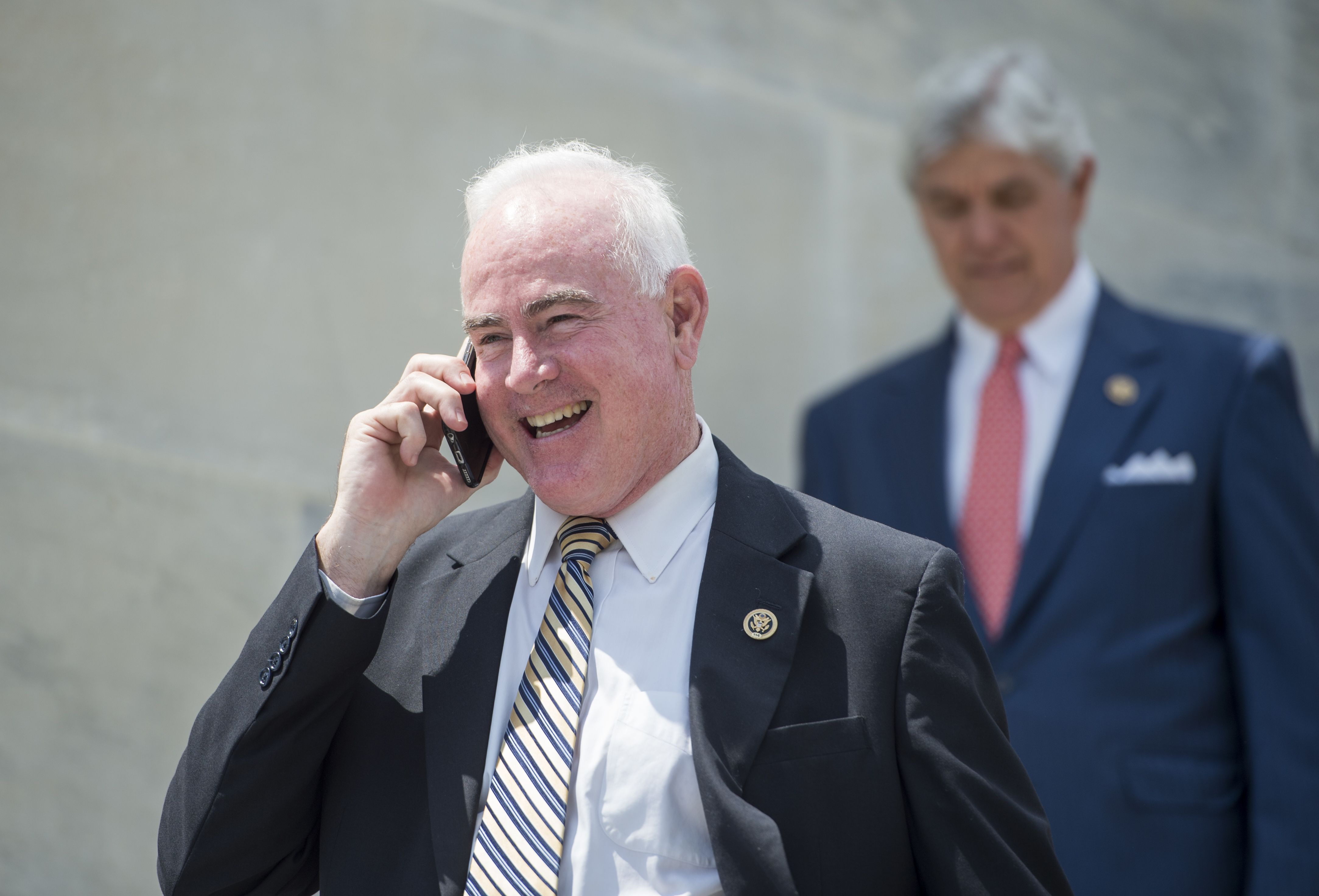 Rep. Pat Meehan resigns, will pay back $39,000 used for harassment  settlement