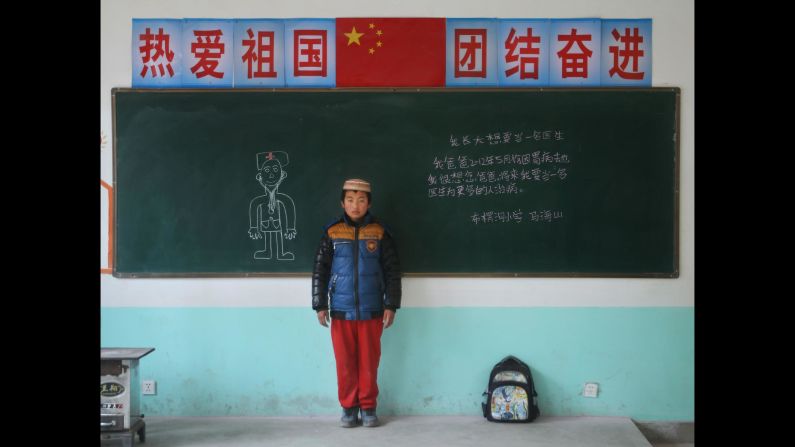 Ma Haishan, Bulengou elementary school,  Gansu. "I want to be a doctor when I grow up. My dad passed away because of stomach issue in May, 2012. I miss dad very much. I want to be a doctor to treat more people in the future." 