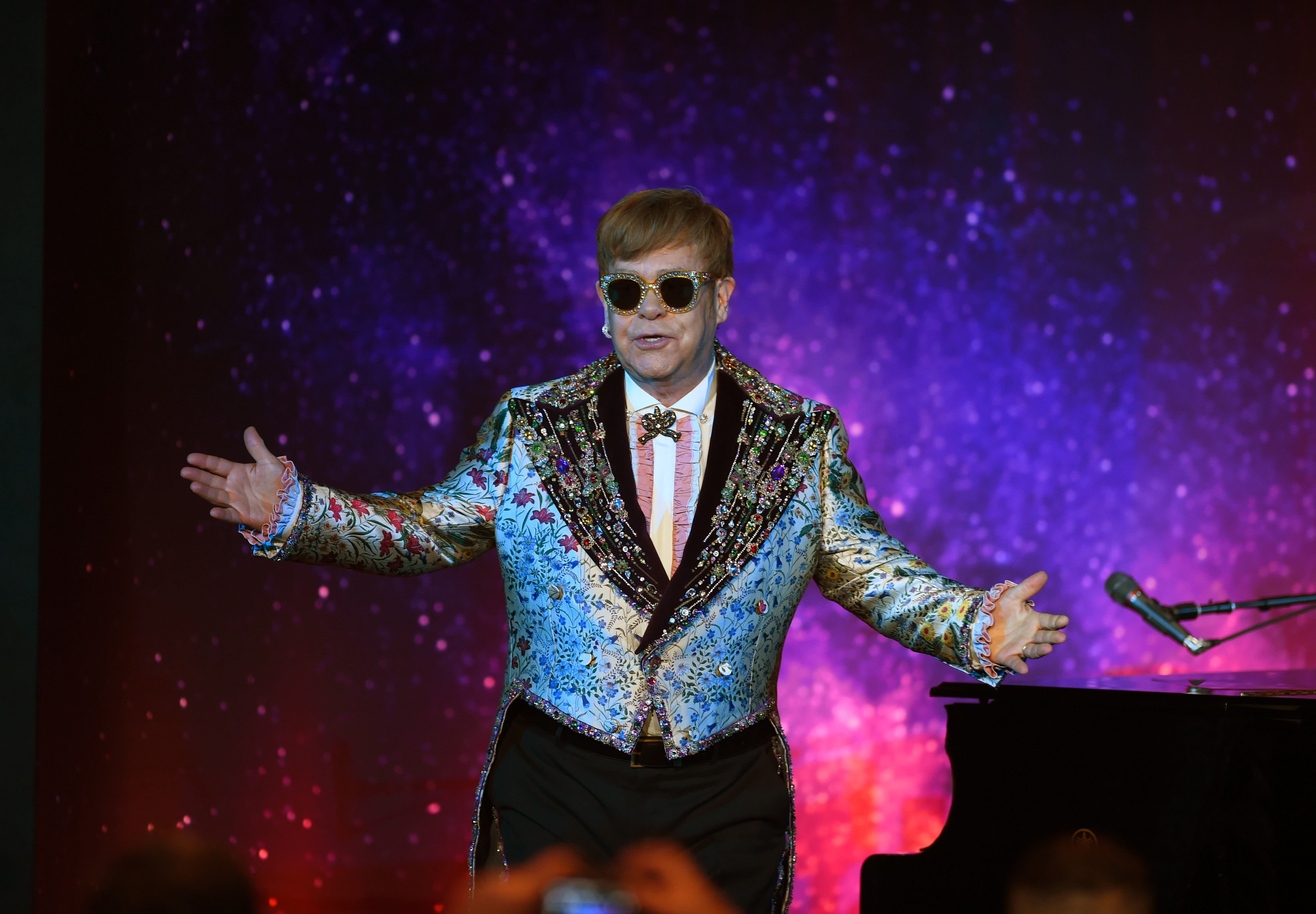 Review: Elton John offers listeners a post-pandemic treat – The Ithacan
