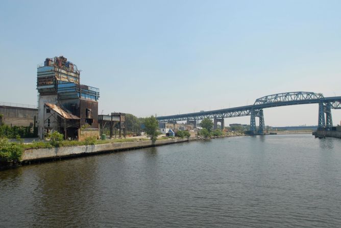 Unlike other monuments lost in 2017, this giant steel bridge will likely not be missed. Originally called the Meeker Avenue Bridge, it had connected Brooklyn and Queens for nearly 80 years. Designed to carry 10,000 cars a day, it had become a traffic black spot. The bridge was taken down by a controlled steel explosion in October and was replaced by a $555 million lightweight bridge. 