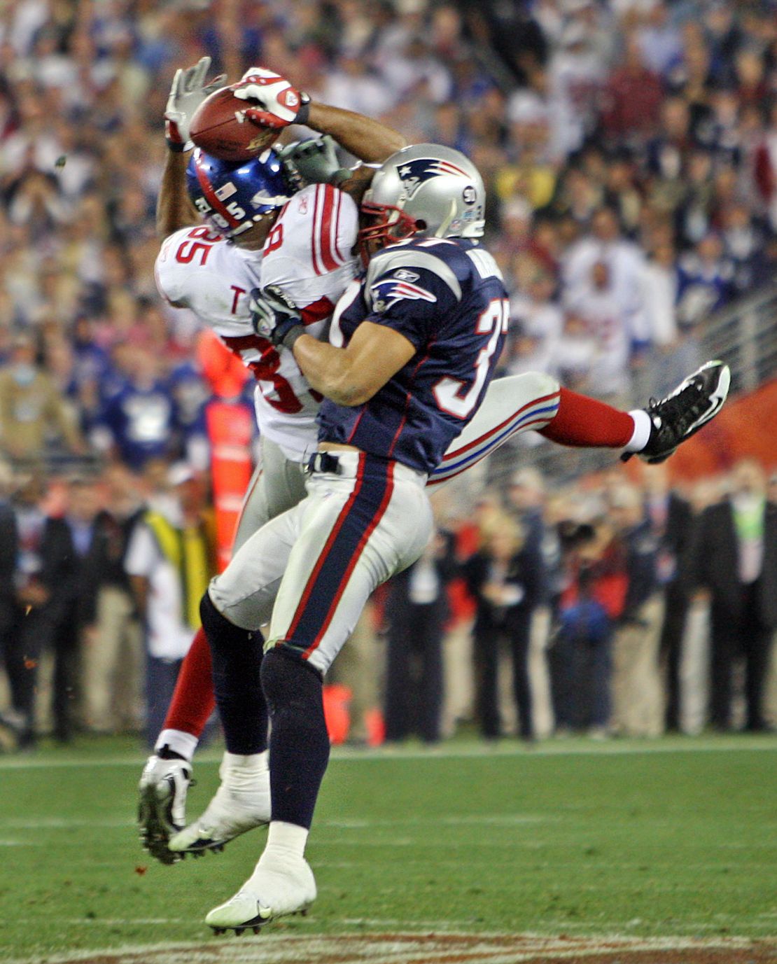 super bowl moments 2008 tyree RESTRICTED