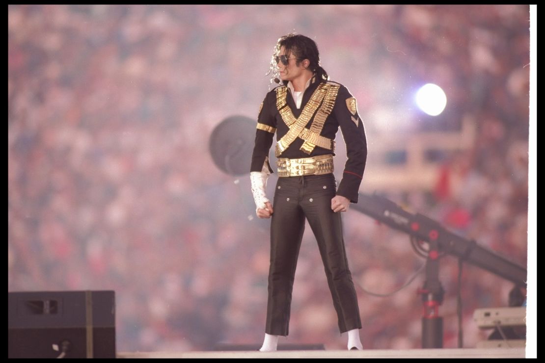 Michael Jackson performs during the Super Bowl XXVII halftime show on January 31, 1993 in Pasadena, California.