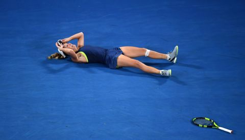 But after a medical timeout for Wozniacki, she won the last three games to open her grand slam account. 