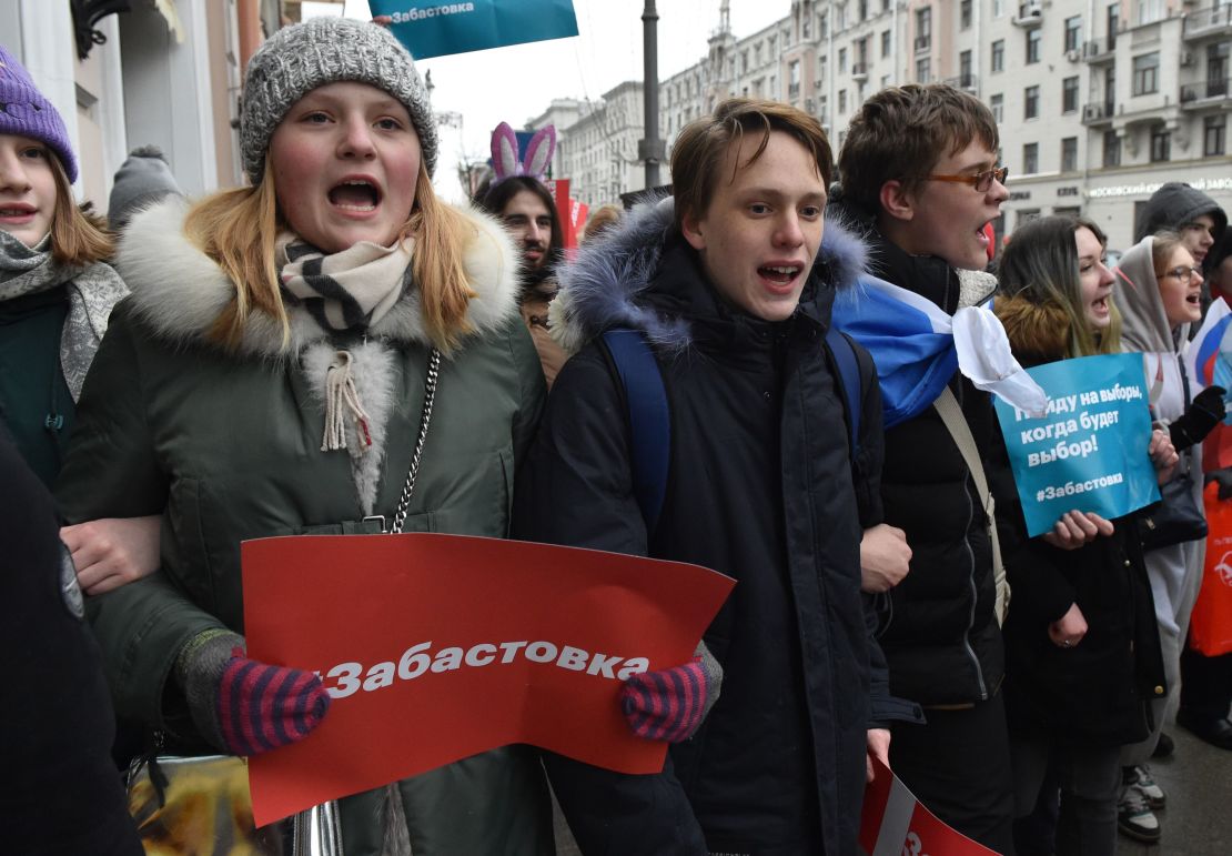 Protesters gather in Moscow on Sunday, January 28.