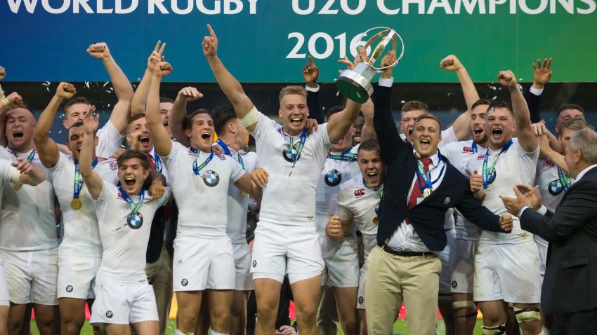 England players including England's captain Harry Mallinder (C) celebrate with the trophy after winning the World Rugby U20 Championship 2016, final match between England and Ireland at the AJ Bell Stadium in Manchester, north west England on June 25, 2016. 

England won the game 45-21. / AFP / JON SUPER        (Photo credit should read JON SUPER/AFP/Getty Images)