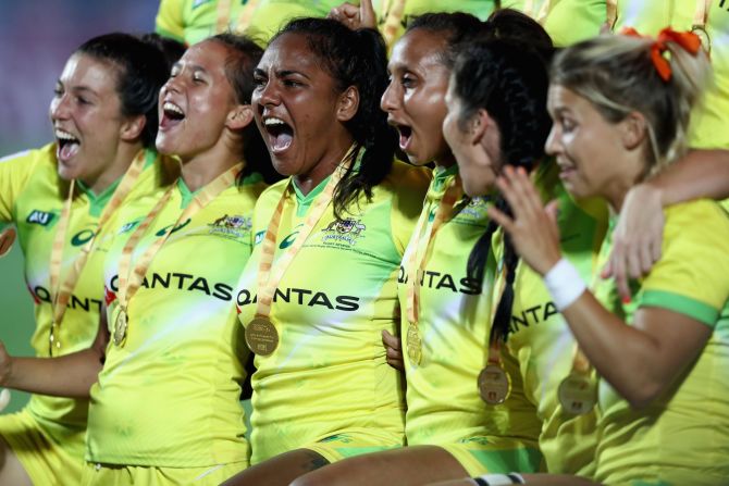 Having finished second to New Zealand in last season's overall standings, Australia's women got their campaign off to winning ways by <a href="https://www.trupilariante.com/2017/12/04/sport/rugby-sevens-world-series-dubai-round-one-south-africa/index.html">overwhelming USA 34-0</a> in the opening tournament in Dubai.