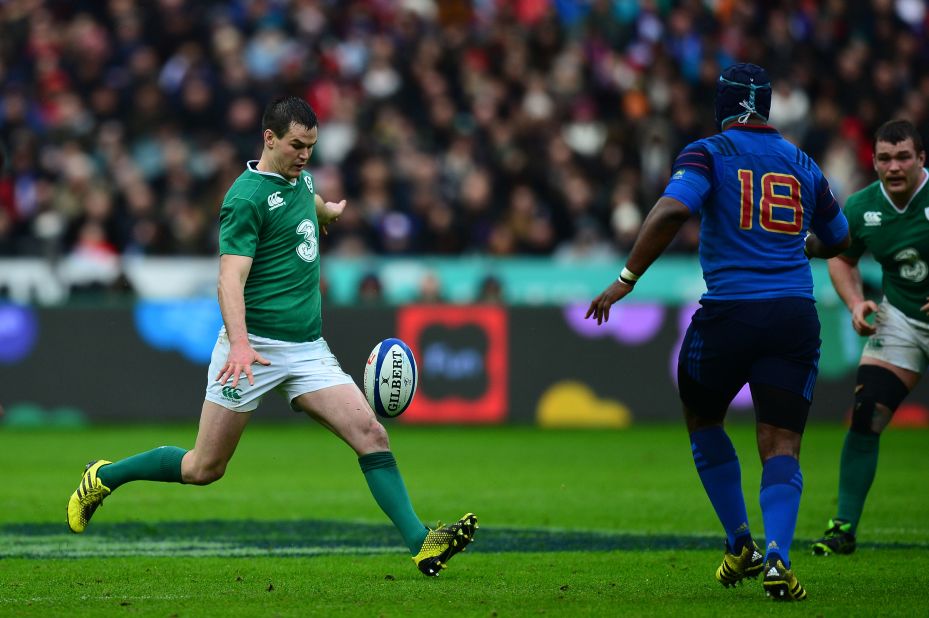 The familiar face of Johnny Sexton will marshal Ireland's back line. He has formed a trusty half-back partnership with scrumhalf Conor Murray. 