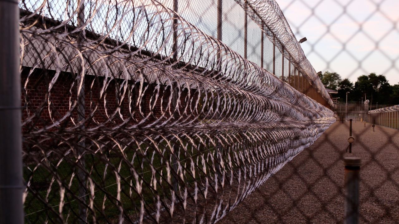 51,000 New York state prisoners will get tablet computers CNN