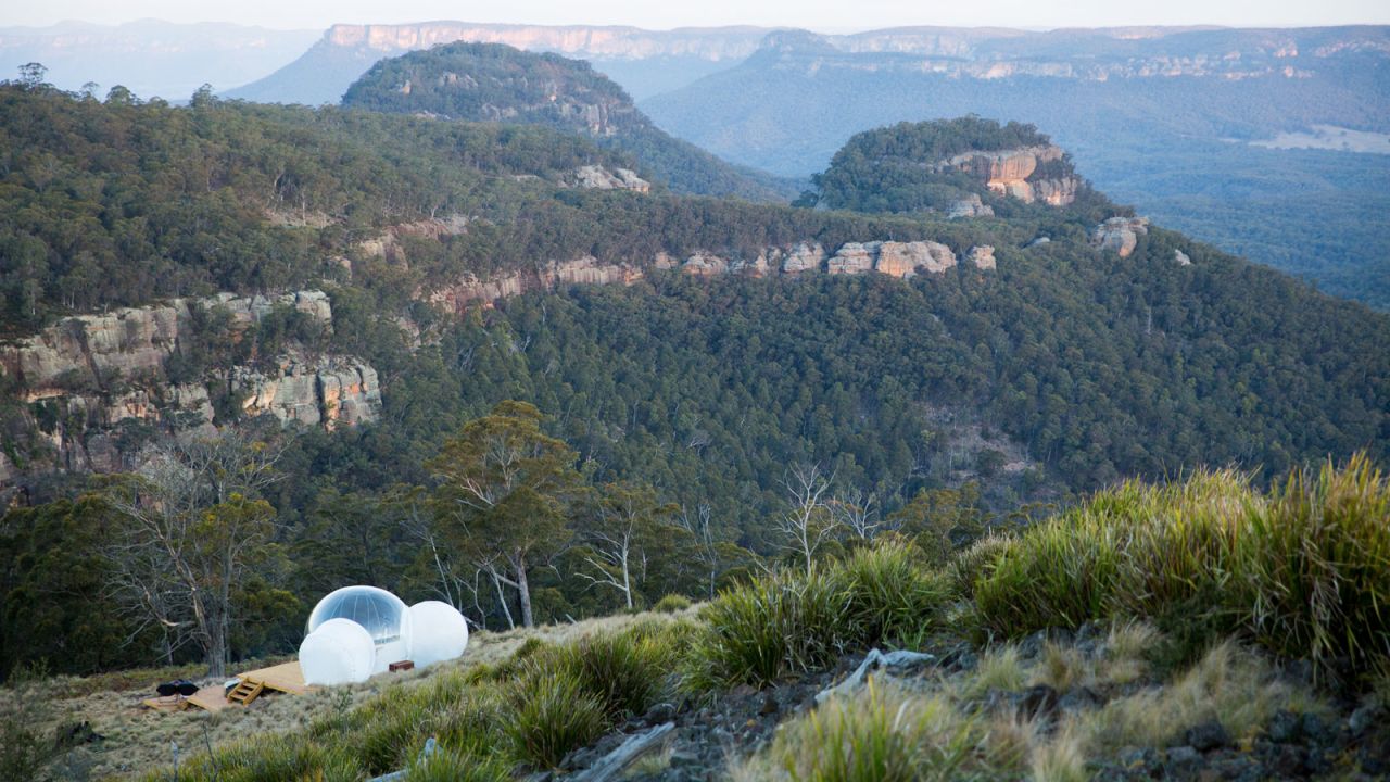 <strong>Bubbles and tents down under: </strong>A night in the inflatable tent gives guests breathtaking views of the night skies above. 