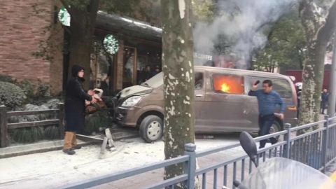 01 shanghai van
