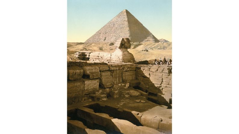 <strong>4. The Road to the Orient:</strong> When Howard Carter uncovered King Tutankhamun's tomb in 1922, it would ignite a global craze for Egyptian archeology and art. The Giza Pyramids and sphinx are shown in this image<strong> </strong>in 1900. 